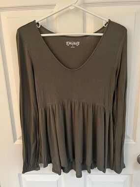 Mudd Olive Scoop-Neck Peplum Long-Sleeve Top  SZ S